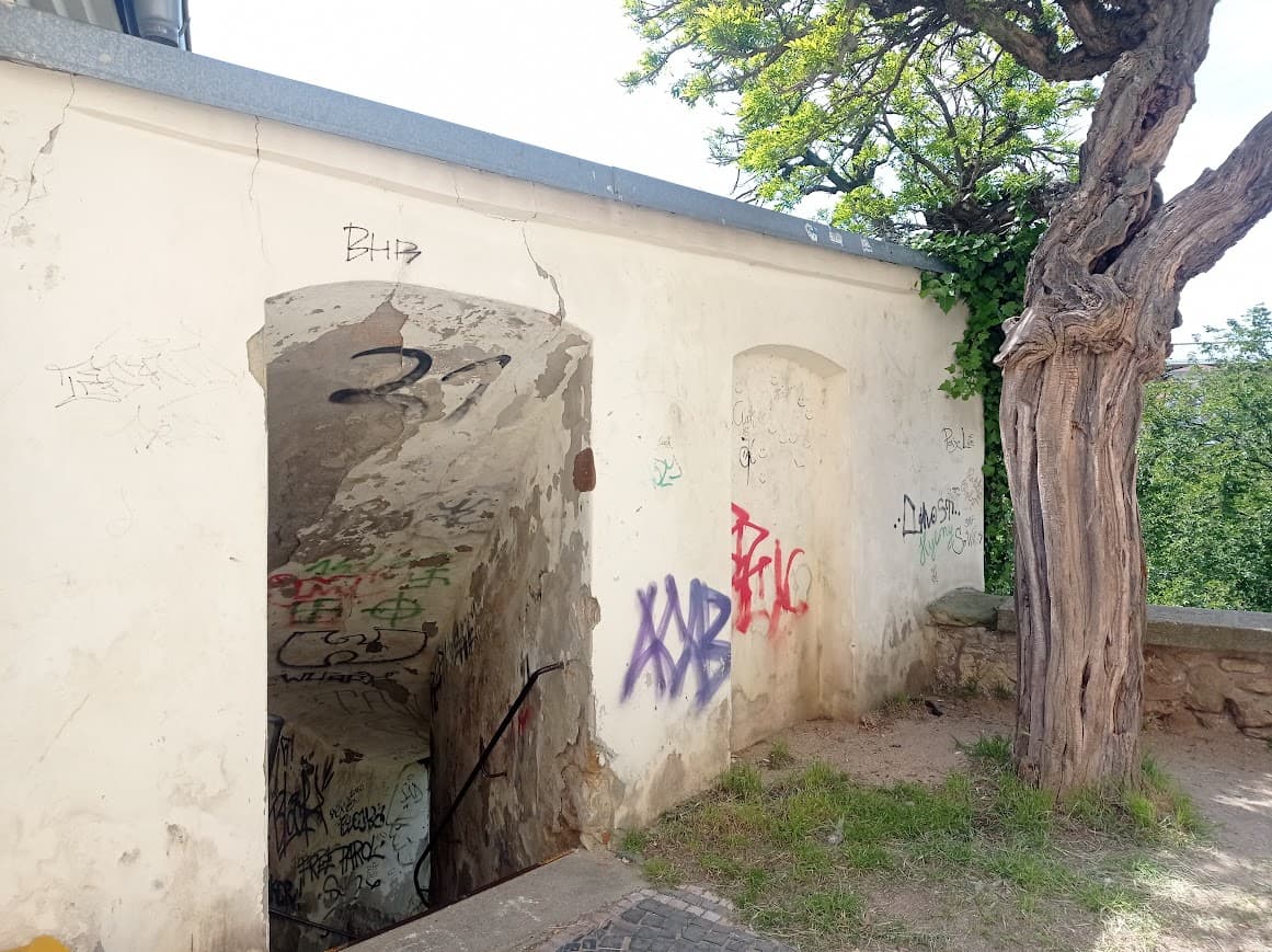 Schody od kostela sv. Jakuba